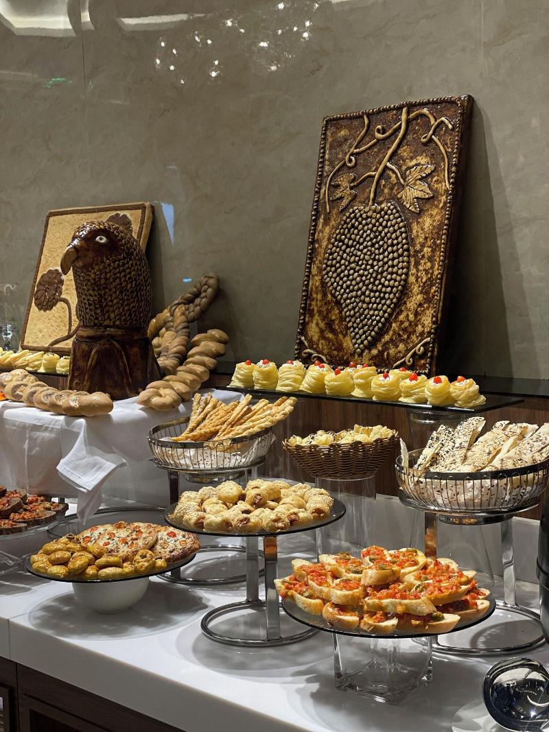 Swiss International Taif Hotel - Restoran