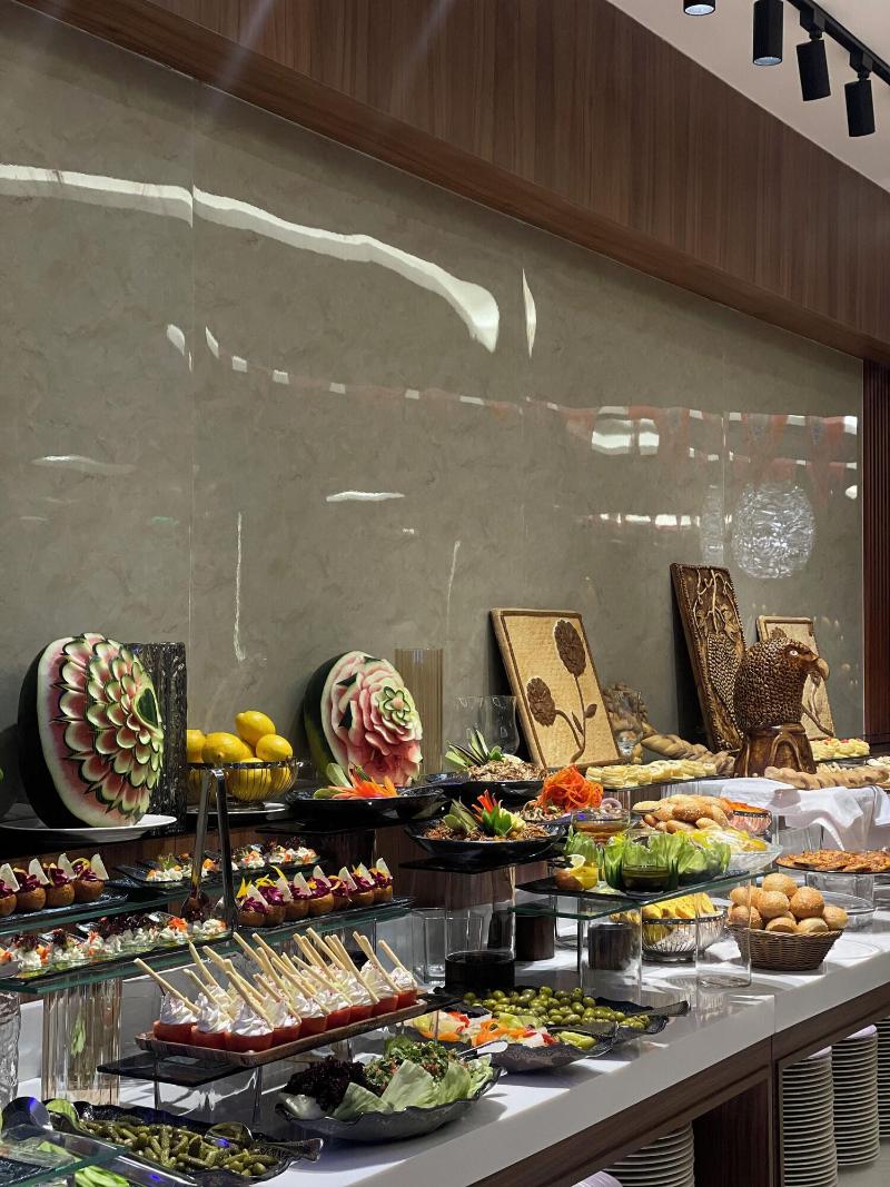Swiss International Taif Hotel - Restoran