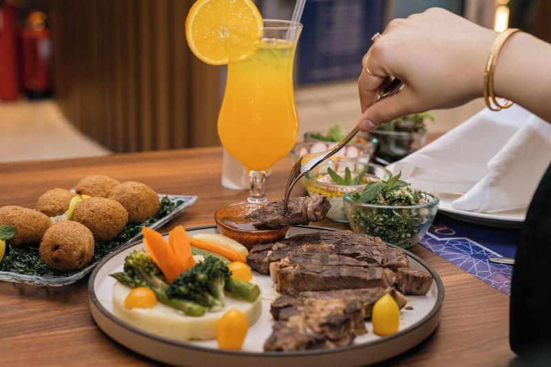 Swiss International Taif Hotel - Restoran