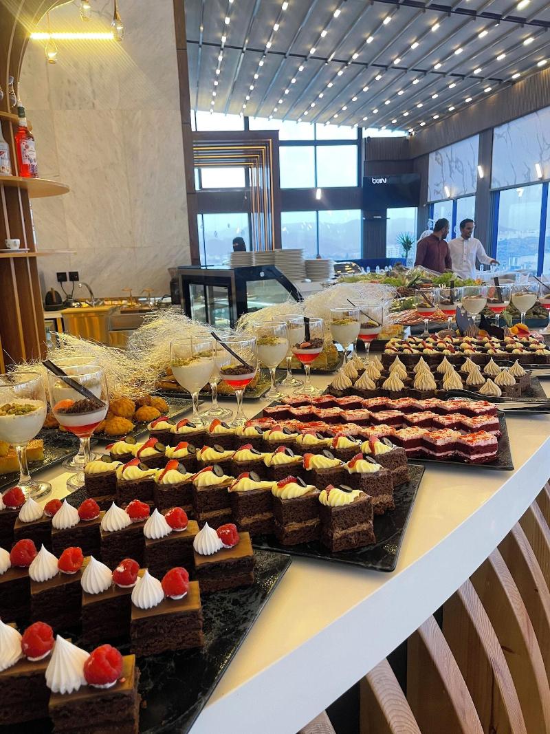 Swiss International Taif Hotel - Restoran