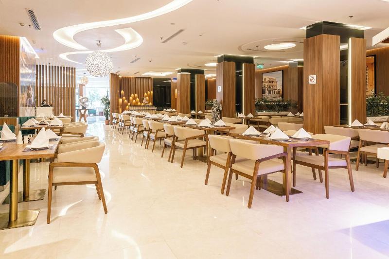 Swiss International Taif Hotel - Restoran