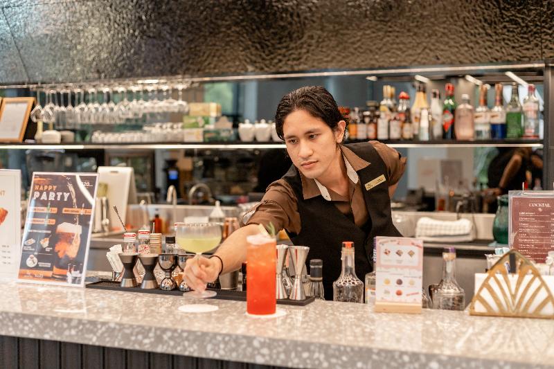 We Hotel Riverfront - Bar