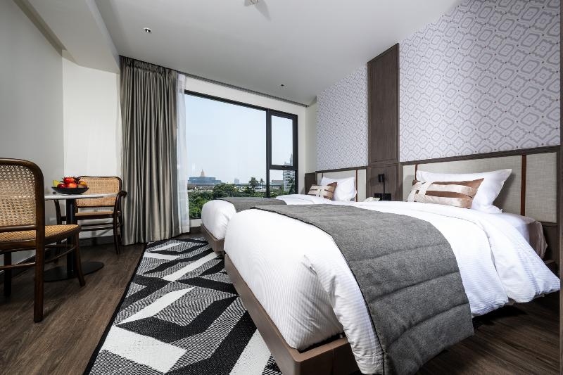 We Hotel Riverfront - Oda