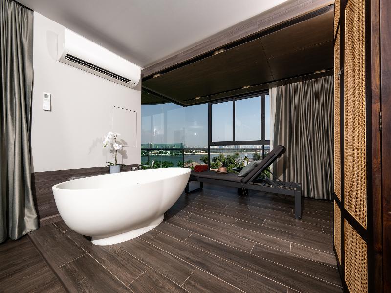 We Hotel Riverfront - Oda