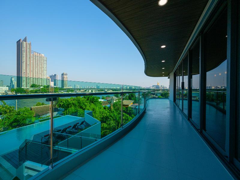 We Hotel Riverfront - Oda