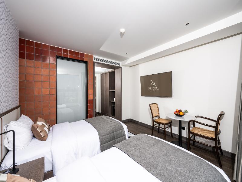 We Hotel Riverfront - Oda