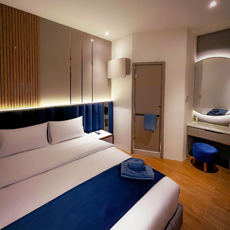 Qube Hotel By 98hospitality - Oda
