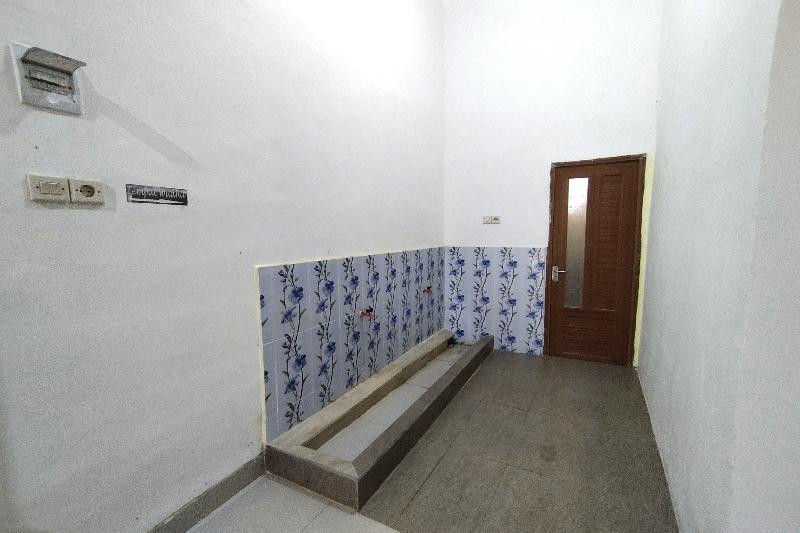 Zahira Guesthouse By Zuzu - Genel