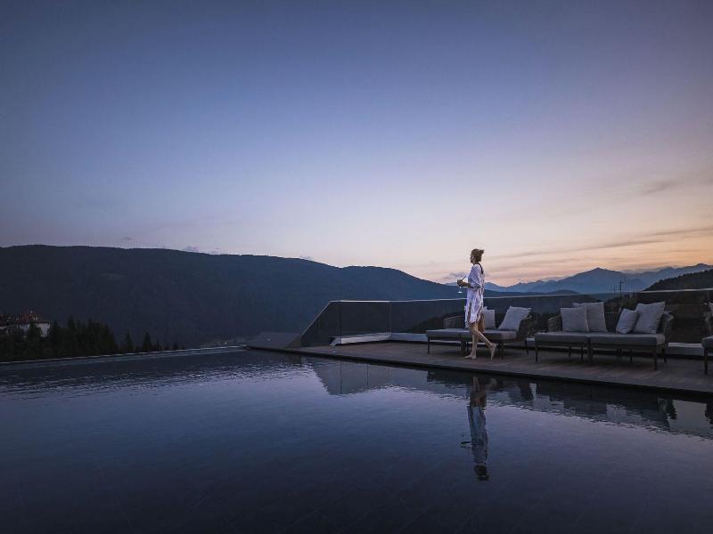 Terentnerhof Active & Lifestyle Hotels - Havuz
