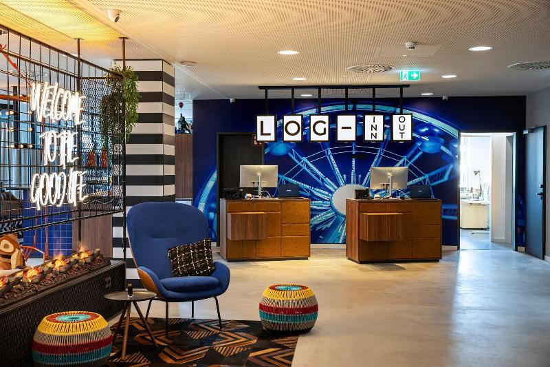 LOGINN Hotel Offenbach - Lobi
