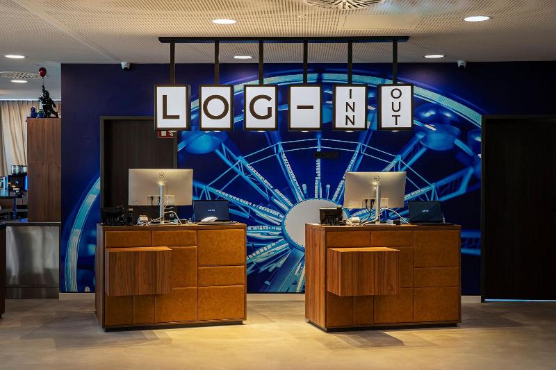 LOGINN Hotel Offenbach - Lobi