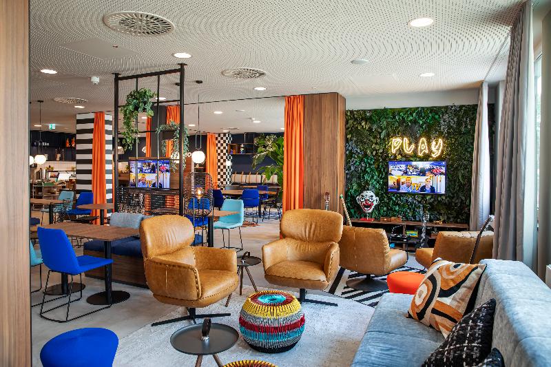 LOGINN Hotel Offenbach - Lobi