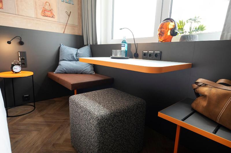 LOGINN Hotel Offenbach - Oda