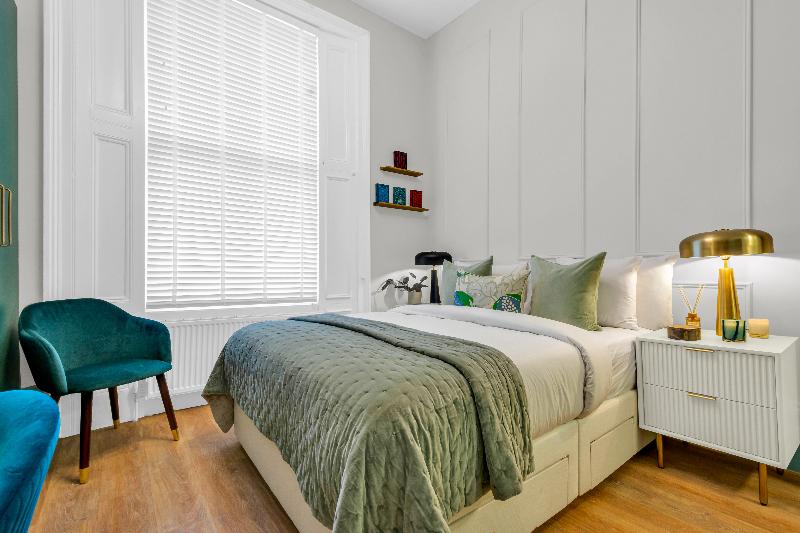 Modern Kensington Apartments - Oda