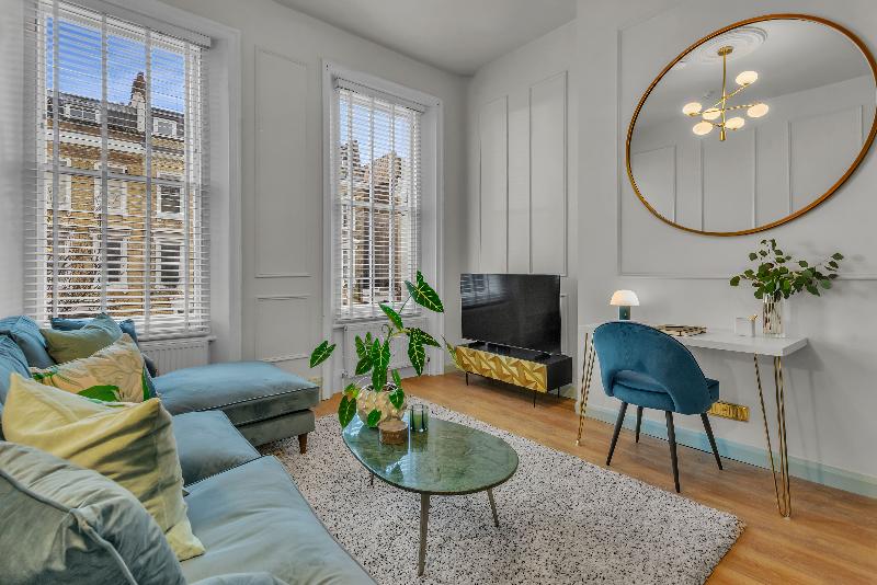 Modern Kensington Apartments - Oda