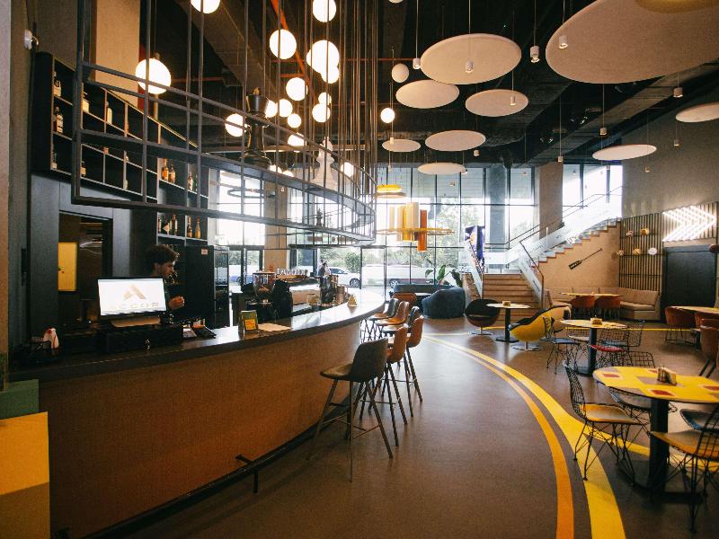 Ibis Styles Batumi - Bar