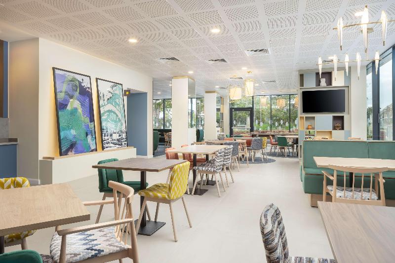Hampton By Hilton Nuneaton - Lobi