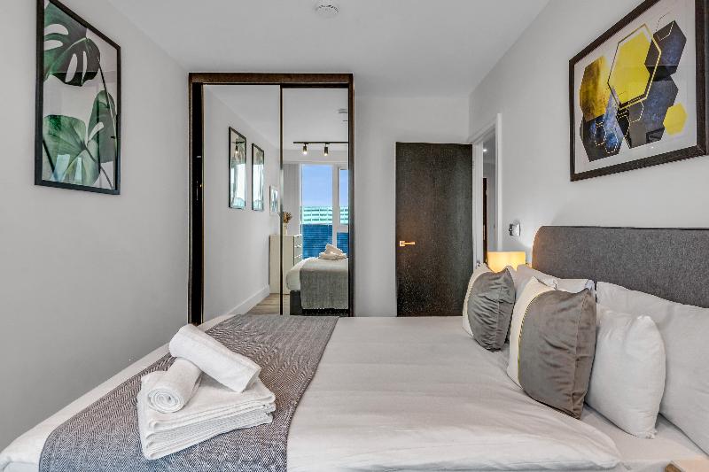 Modern Serviced Apartments North Acton - Lobi