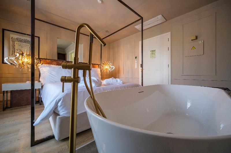Azores Book Hotel - Oda