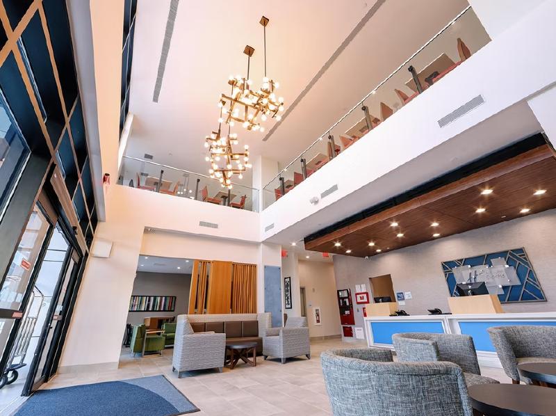 Holiday Inn Express Long Island City E New York - Lobi