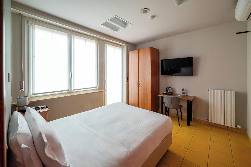 Phi Hotel Homy Druento - Oda