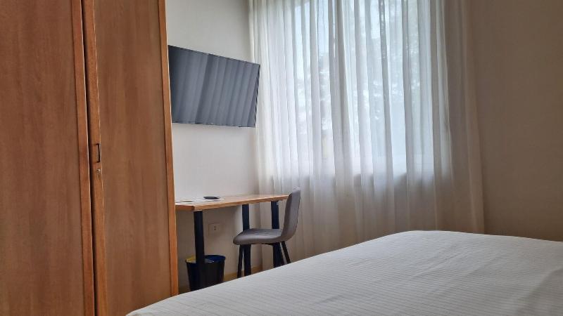 Phi Hotel Homy Druento - Oda