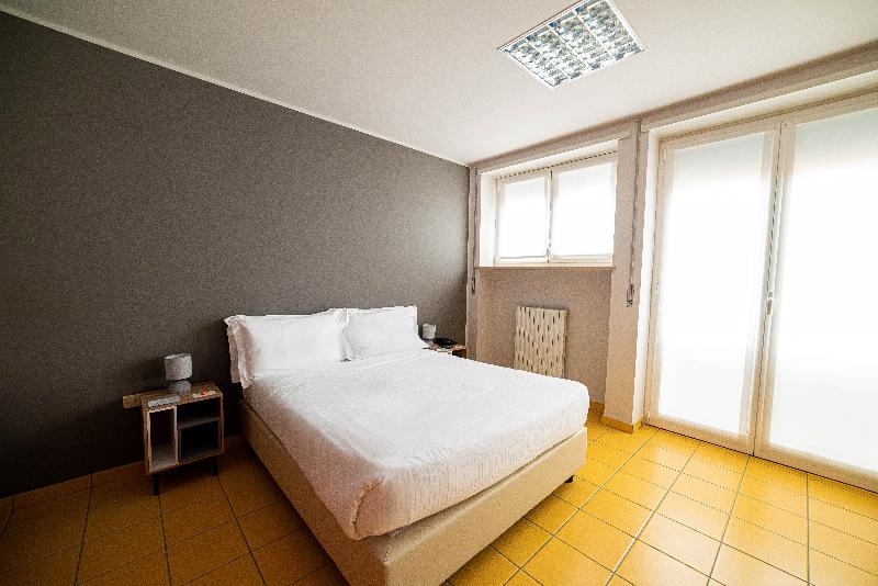 Phi Hotel Homy Druento - Oda