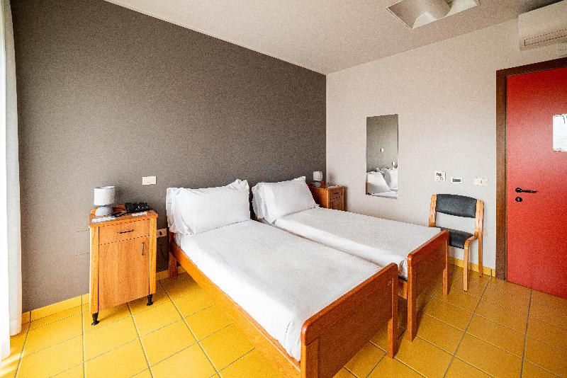 Phi Hotel Homy Druento - Oda