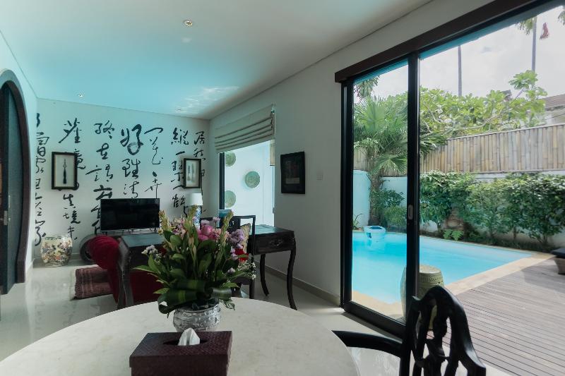 Shanti Estate Seminyak By Nakula - Oda