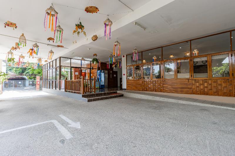 Budget Stars Hotel Chiang Mai - Genel