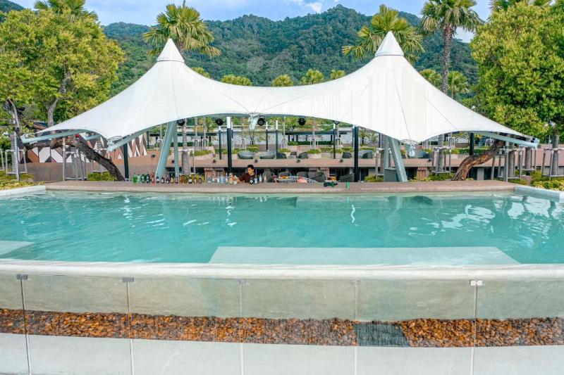 The Marin Phuket Kamala Beach - Havuz
