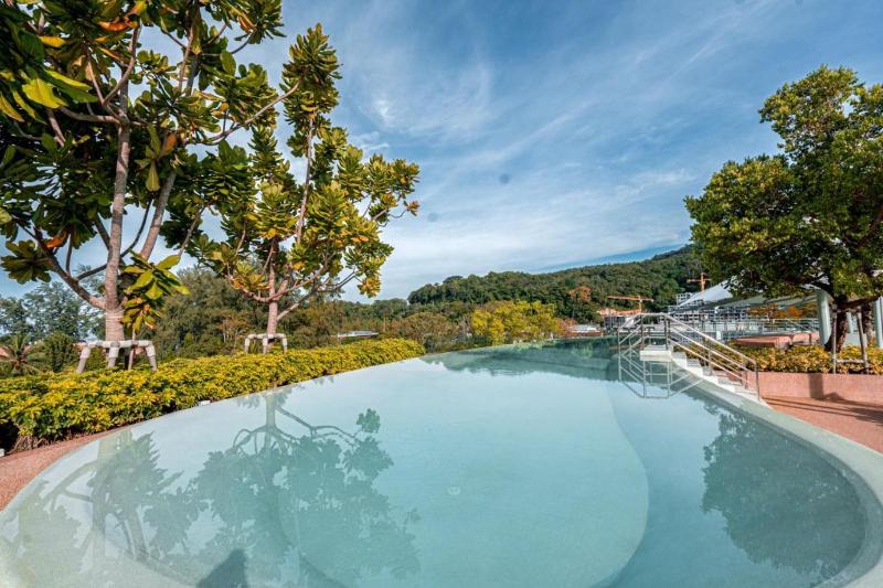 The Marin Phuket Kamala Beach - Havuz