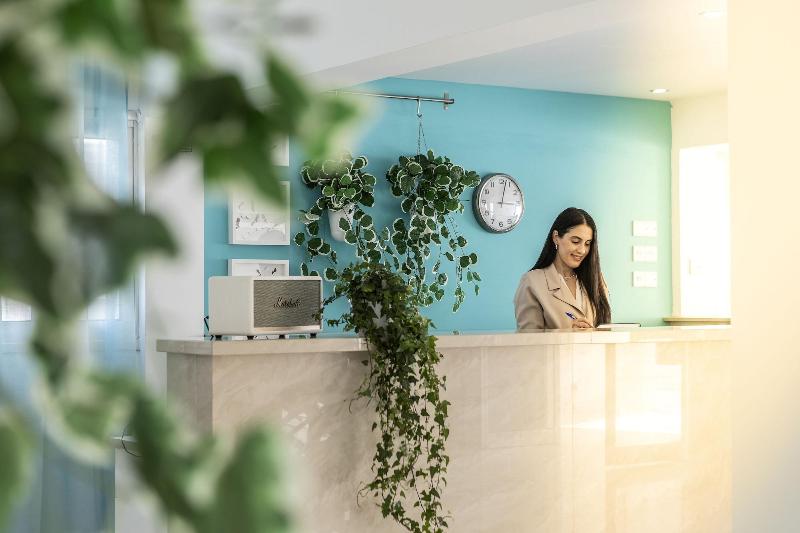 Mia Hotel Apartment - Lobi
