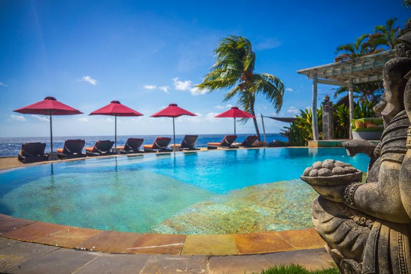 Tauch Terminal Resort Tulamben & Spa - Havuz