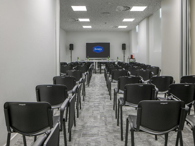 Hampton By Hilton Locarno - Toplantı