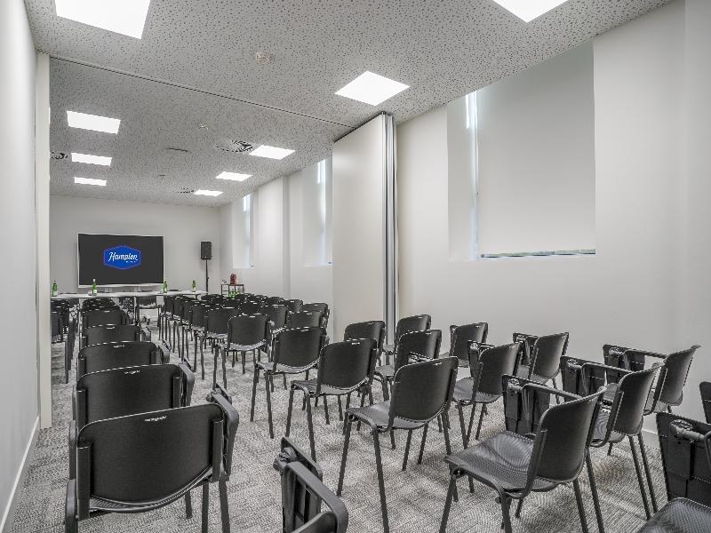 Hampton By Hilton Locarno - Toplantı