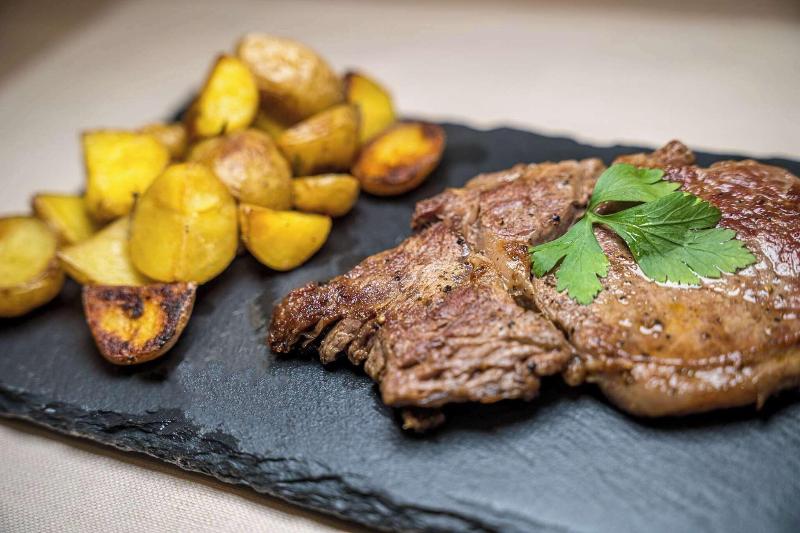 Hampton By Hilton Locarno - Restoran
