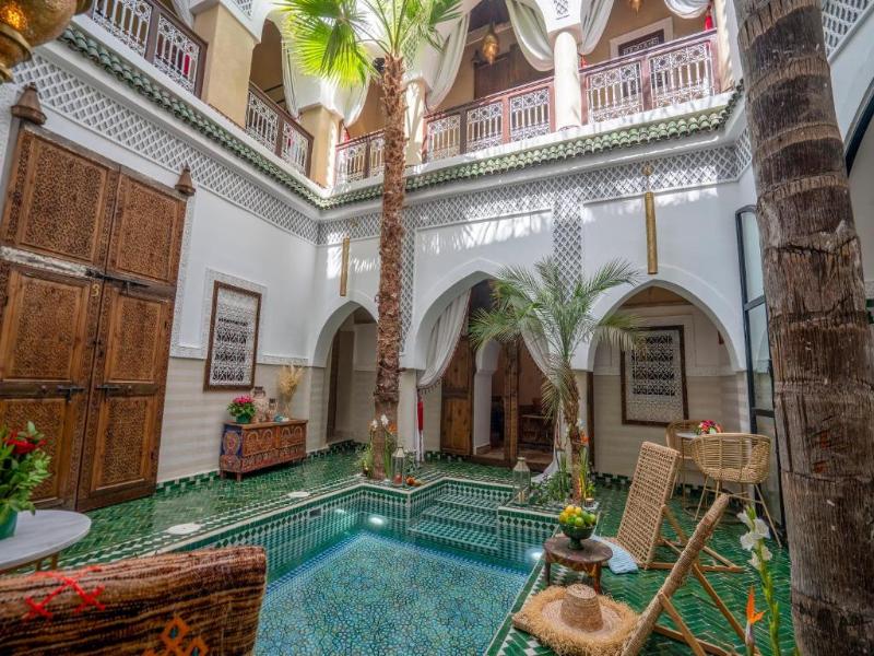 Riad Yalla Habibi - Lobi
