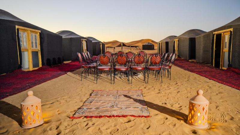 Nomad Camp - Lobi