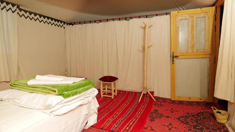 Nomad Camp - Oda