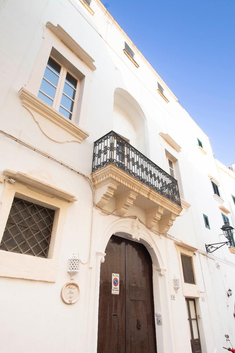 Palazzo Zacà - Genel