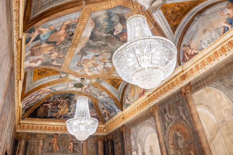 Palazzo Roma - Lobi