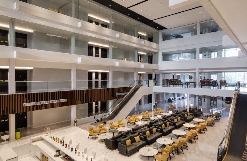 S Ram Leisure Hotel - Lobi