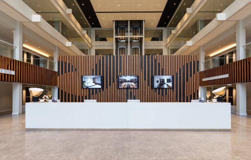 S Ram Leisure Hotel - Lobi
