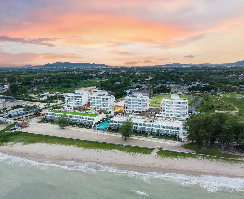 Eastin Resort Rayong - Plaj