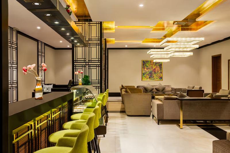Ramada By Wyndham Makkah Zad Al Rawda - Bar