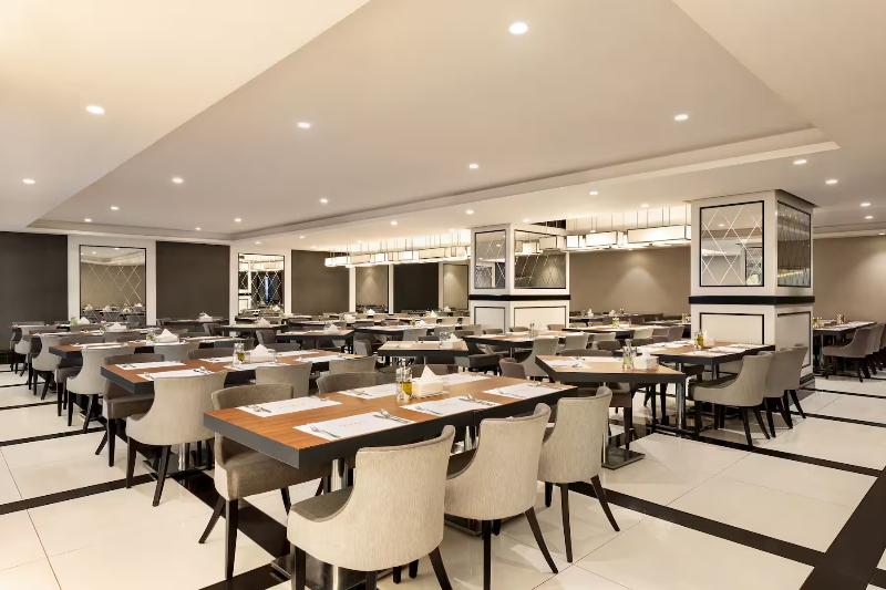 Ramada By Wyndham Makkah Zad Al Rawda - Restoran