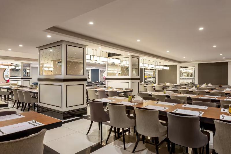 Ramada By Wyndham Makkah Zad Al Rawda - Restoran