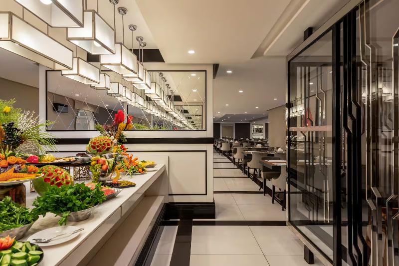 Ramada By Wyndham Makkah Zad Al Rawda - Restoran