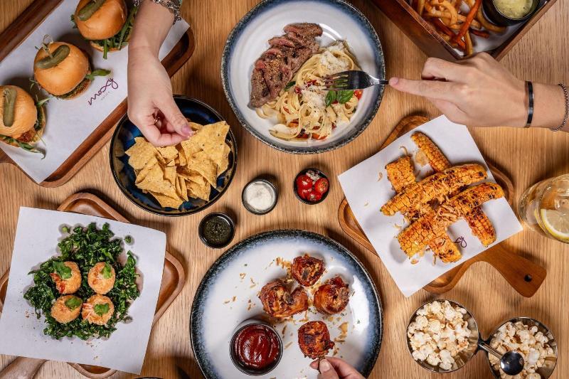 Moxy Bangkok Ratchaprasong - Restoran